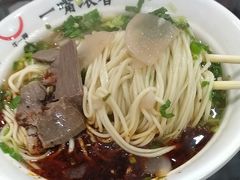 -牛一嘴·兰州牛肉面·大盘鸡(财富中心店)
