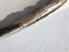 -十三陵雪世界滑雪场