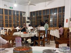 大堂-水上人家河鲜