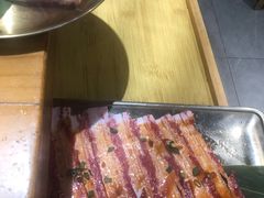 -汉城烤肉·黑金冠(华山路店)