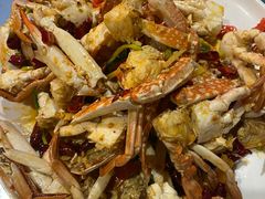 -三亚火车头万人海鲜广场