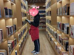 -漕河泾街道图书馆(漕河泾社区文化活动中心店)