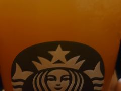 -星巴克臻选(南京金茂览秀城店)