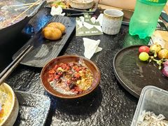 -鹿鸣山草本茶香火锅(园西路店)