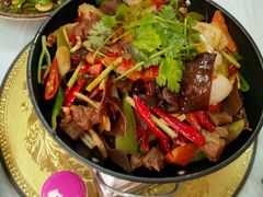 -乡土特色.冷锅鱼.牦牛肉汤锅