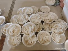 -火烧房子菊花米线(兴盛路店)