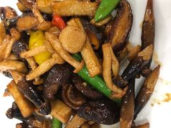 干烧云南什菌-唐宫海鲜舫
