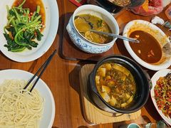 -红胖胖龙虾王·本地菜