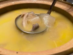 酸萝卜炖土猪肚汤-湘上湘(米其林餐厅-正大中心总店)
