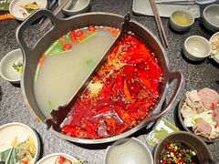-三出山火锅(南京万象天地店)