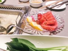 -海底捞火锅(金山百联店)