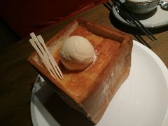 面包诱惑-童年小筑餐厅(申花路店)
