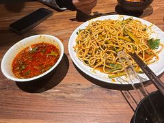 -万记麻辣烫国展总店