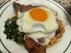 猪扒蛋葱油捞丁-华嫂冰室(尖沙咀店)