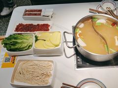 -许府牛火锅(湖滨银泰in77E区店)