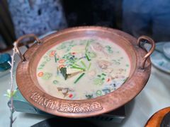 豆浆一锅鲜-佬麻雀·剁椒鱼头(京基KK One店)