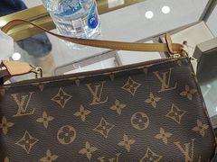 -六六奢品·vintage中古·回收二手奢侈品包包手表首饰(环球港店)