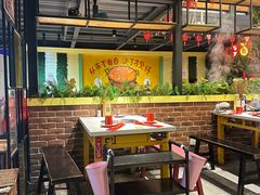 -钢管厂五区小郡肝串串香火锅(梅川路店)