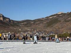 -济南卧虎山滑雪场