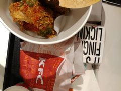 -肯德基(东安路站店)