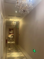 -蕾蕾美颜美容美体