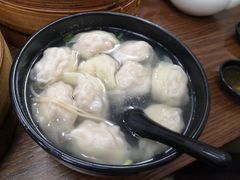 三鲜大馄饨-万寿斋(山阴路店)
