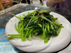 -泸沽肴(泸沽湖大洛水村农村信用社旁店)