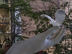 -中航城君尚购物中心