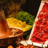 🎉 食尖上的西北风味，足球球迷的狂欢圣地