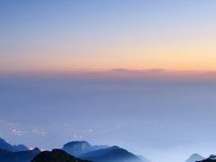 -新大咀港式茶餐厅(宝山万达店)