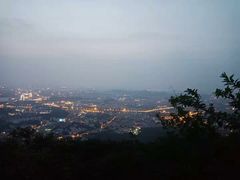 -紫金山山顶公园