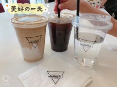 拿铁咖啡-Manner Coffee(港汇恒隆广场店)