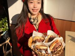 -闫家驴肉老店(华电一校店)
