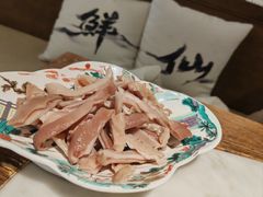 -尚尚仙·酸汤猪手·猪肚鸡火锅(华联万柳购物中心店)