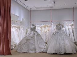 -派丽莫Pellimo原创设计婚纱品牌