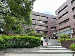 -香港大学