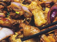 -胡须佬鸡煲四季火锅店(石厦西村直营店)