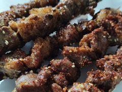 -巴汗羊肉串烧烤店