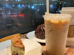 -星巴克(东莞常平富盈广场店)