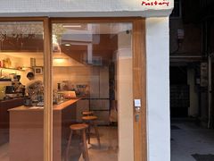 -happy coffee roastery