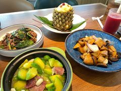 腌肉焖小麦瓜-云海肴·汽锅鸡·云南菜(祥云小镇店)
