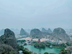 -叠彩山景区