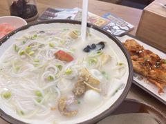 纯鲜鱼汤米线-原醪糟民俗小吃(金沙港湾店)