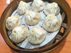 -莱莱小笼·乔艾