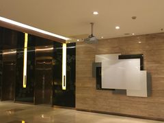 -上海龙之梦万丽酒店