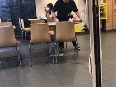 -麦当劳(世界城广场店)