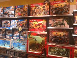 -乐高授权专卖店(朝阳大悦城店)