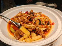 -凤凰湘语·平价海鲜餐厅(浦东旗舰店)
