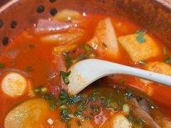 -成都你六姐·牛肉冒菜(信泰中心商场店)