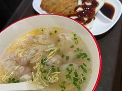 -小杨生煎(金山百联购物中心3楼店)